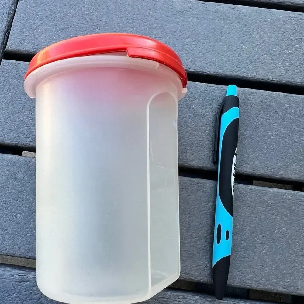 Tupperware 15 fluid ounces